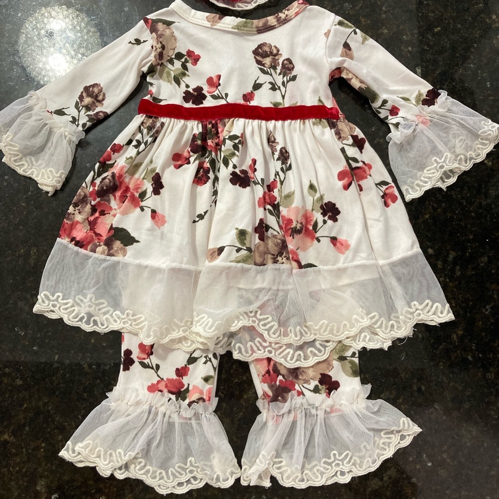 Floral Lace-Trim Kids Matching Set in White and Pink - Picture 1 of 7